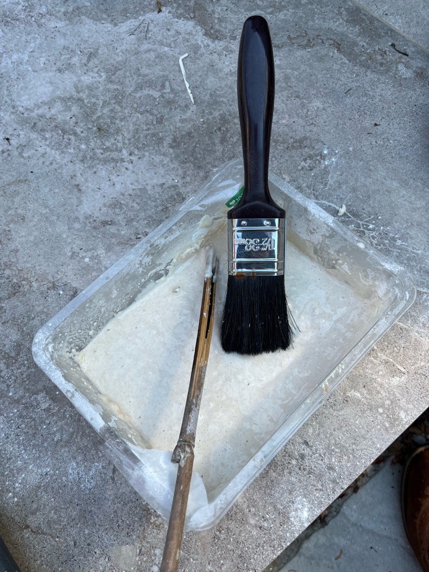 A Homemade Solution Tackling Bindweed with Roundup and Thickening